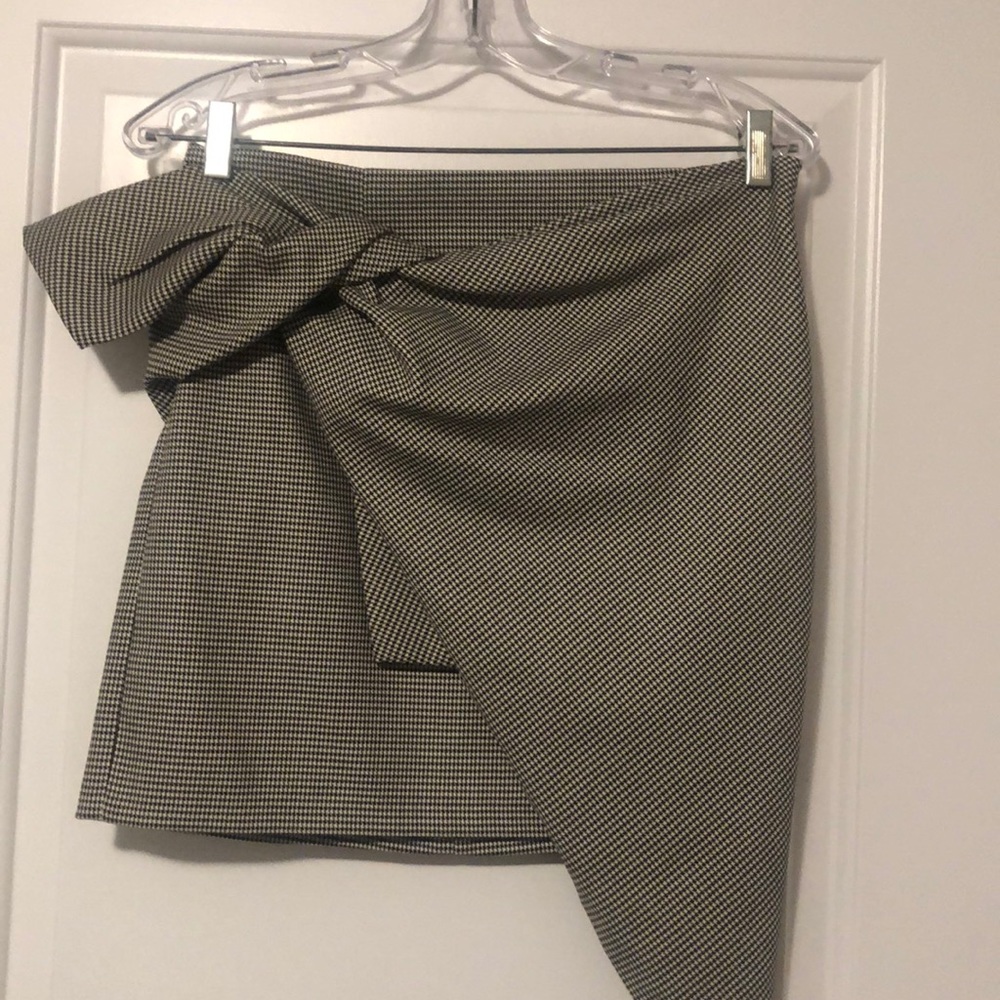 BRAND NEW ZARA SKIRT